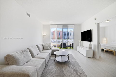 Condo in Aventura, Florida, 2 bedrooms № 2036518