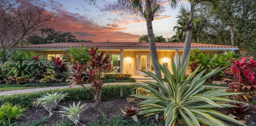 Дом в Майами-Шорс, Флорида 3 спальни, 203.73м2 № 1995834