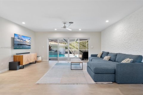 Купить виллу или дом в Майами-Шорс, Флорида 3 спальни, 203.73м2, № 1995834 - фото 18