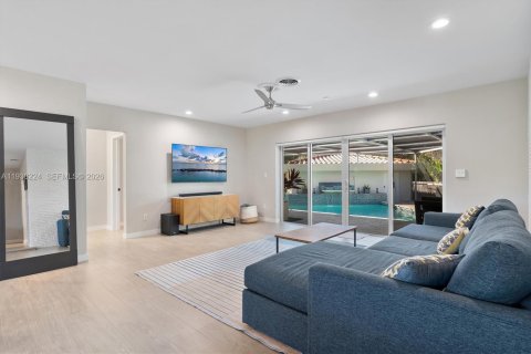 Купить виллу или дом в Майами-Шорс, Флорида 3 спальни, 203.73м2, № 1995834 - фото 19