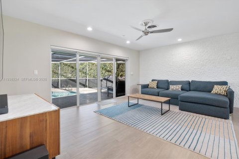 Купить виллу или дом в Майами-Шорс, Флорида 3 спальни, 203.73м2, № 1995834 - фото 20