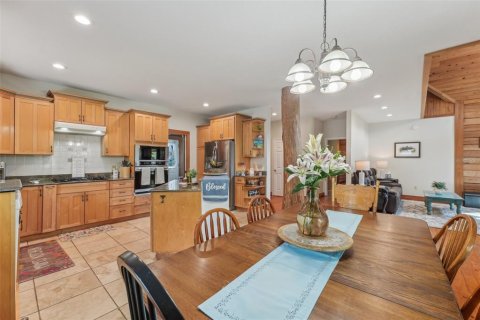 Villa ou maison à vendre à Tampa, Floride: 4 chambres, 263.38 m2 № 1686715 - photo 12