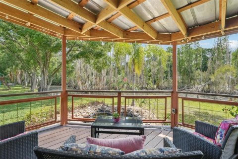 Villa ou maison à vendre à Tampa, Floride: 4 chambres, 263.38 m2 № 1686715 - photo 3