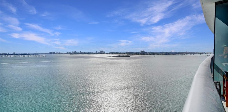 Condo à Miami, Floride, 3 chambres № 1776446