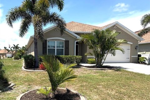 House in Punta Gorda, Florida 4 bedrooms, 171.5 sq.m. № 1766195 - photo 5