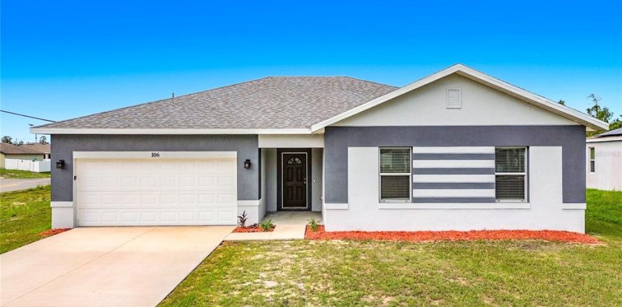 House in Poinciana, Florida 4 bedrooms, 169.83 sq.m. № 2198808