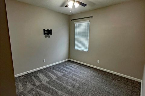 Villa ou maison à louer à St. Lucie, Floride: 4 chambres, 184.32 m2 № 2085531 - photo 14