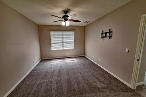 Villa ou maison à louer à St. Lucie, Floride: 4 chambres, 184.32 m2 № 2085531 - photo 8