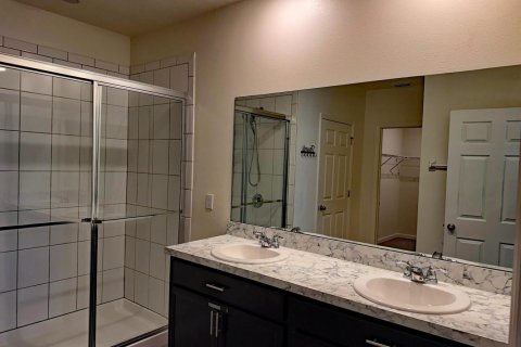 Villa ou maison à louer à St. Lucie, Floride: 4 chambres, 184.32 m2 № 2085531 - photo 11