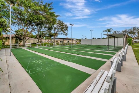 Casa en venta en Delray Beach, Florida, 1 dormitorio, 99.22 m2 № 1930597 - foto 28