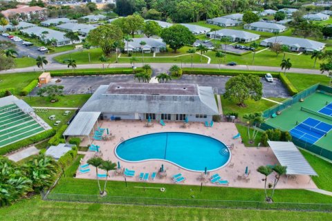 Casa en venta en Delray Beach, Florida, 1 dormitorio, 99.22 m2 № 1930597 - foto 20