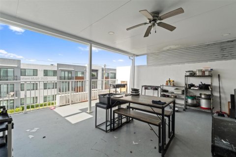 Townhouse in Homestead, Florida 4 bedrooms, 142.6 sq.m. № 1848396 - photo 21