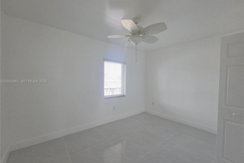 Appartement à louer à Miami, Floride: 2 chambres, 58.99 m2 № 2181092 - photo 9