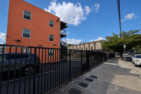 Appartement à louer à Miami, Floride: 2 chambres, 58.99 m2 № 2181092 - photo 11