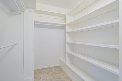 Touwnhouse à louer à Vero Beach, Floride: 2 chambres, 105.91 m2 № 2385532 - photo 24