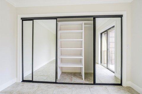 Touwnhouse à louer à Vero Beach, Floride: 2 chambres, 105.91 m2 № 2385532 - photo 26