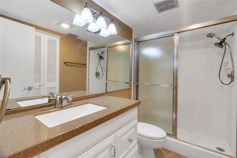 Copropriété à vendre à Sarasota, Floride: 2 chambres, 119.47 m2 № 2196291 - photo 29
