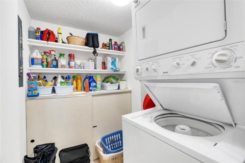 Copropriété à vendre à Sarasota, Floride: 2 chambres, 119.47 m2 № 2196291 - photo 21