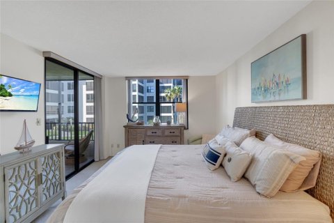 Copropriété à vendre à Sarasota, Floride: 2 chambres, 119.47 m2 № 2196291 - photo 26