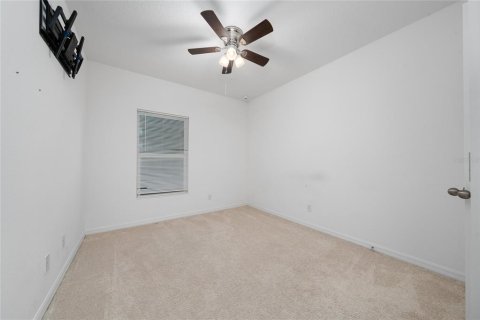 House in Groveland, Florida 4 bedrooms, 176.51 sq.m. № 2165959 - photo 19