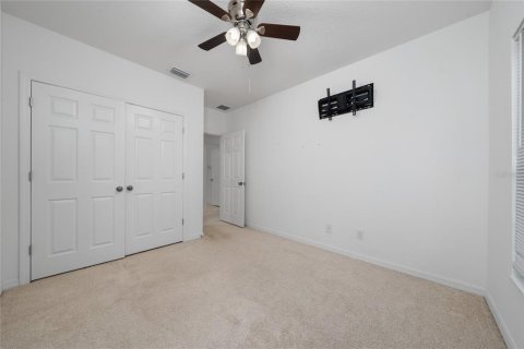 House in Groveland, Florida 4 bedrooms, 176.51 sq.m. № 2165959 - photo 20