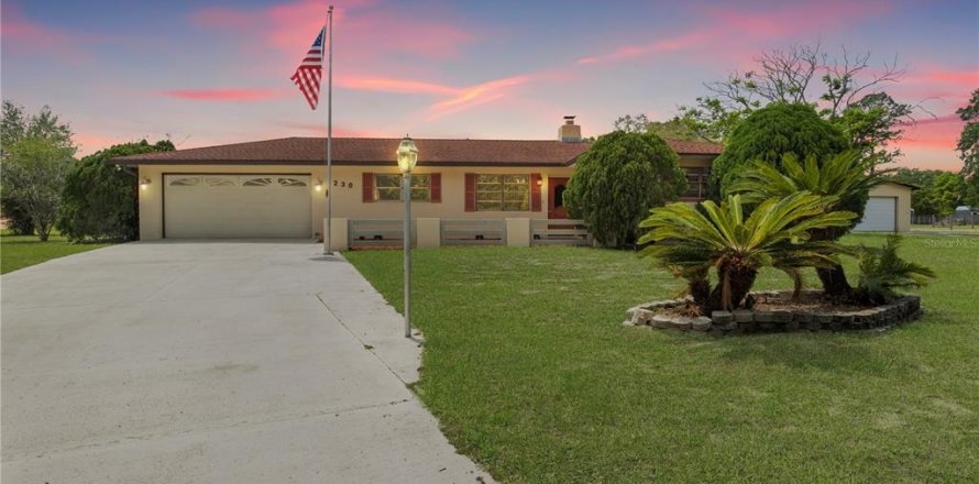 Villa ou maison à Lake Wales, Floride 2 chambres, 154.96 m2 № 2142381