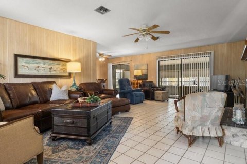 Villa ou maison à vendre à Lake Wales, Floride: 2 chambres, 154.96 m2 № 2142381 - photo 13
