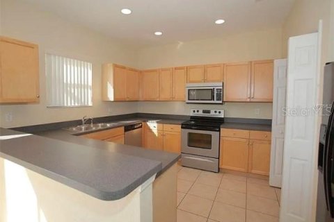 Adosado en alquiler en Kissimmee, Florida, 3 dormitorios, 158.03 m2 № 1670770 - foto 6