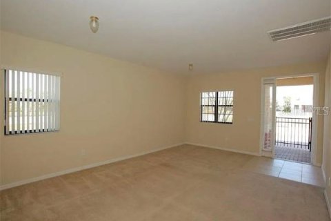 Adosado en alquiler en Kissimmee, Florida, 3 dormitorios, 158.03 m2 № 1670770 - foto 18