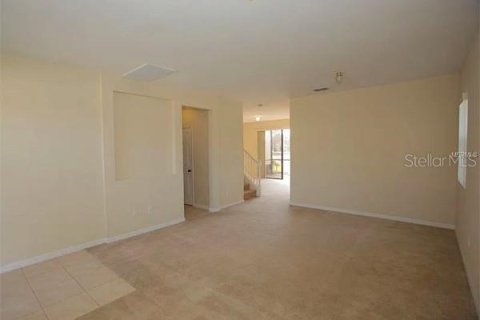 Adosado en alquiler en Kissimmee, Florida, 3 dormitorios, 158.03 m2 № 1670770 - foto 3