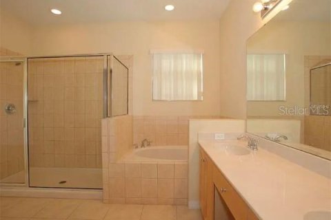 Adosado en alquiler en Kissimmee, Florida, 3 dormitorios, 158.03 m2 № 1670770 - foto 13