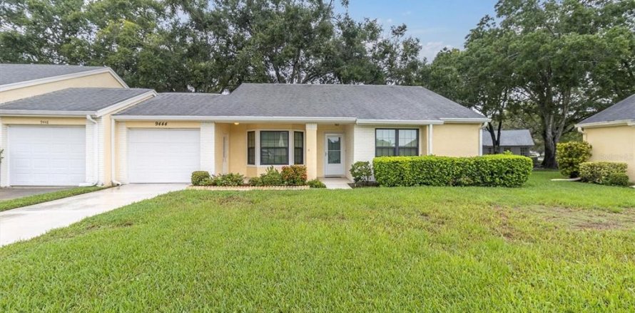 Condo à New Port Richey, Floride, 2 chambres № 1917229