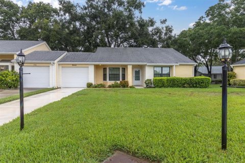 Copropriété à vendre à New Port Richey, Floride: 2 chambres, 124.02 m2 № 1917229 - photo 27