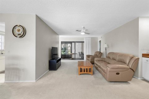 Copropriété à vendre à New Port Richey, Floride: 2 chambres, 124.02 m2 № 1917229 - photo 4
