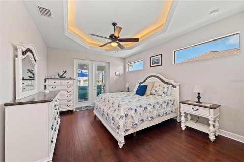 House in Punta Gorda, Florida 3 bedrooms, 189.52 sq.m. № 1877304 - photo 20