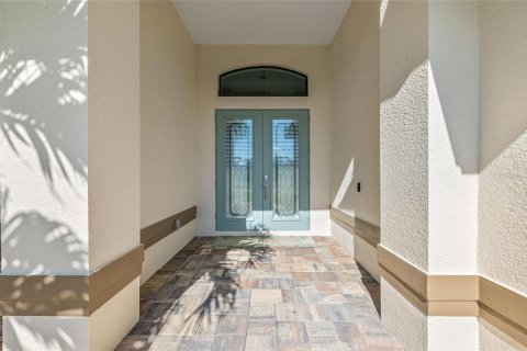 House in Punta Gorda, Florida 3 bedrooms, 189.52 sq.m. № 1877304 - photo 5