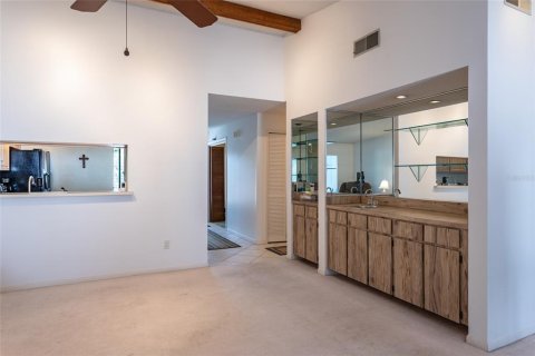Condo in Ormond Beach, Florida, 3 bedrooms  № 1629808 - photo 13