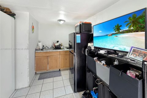 House in Davie, Florida 3 bedrooms, 180.23 sq.m. № 2043738 - photo 20