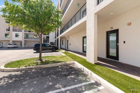 Copropriété à vendre à Doral, Floride: 2 chambres, 104.89 m2 № 1990415 - photo 25