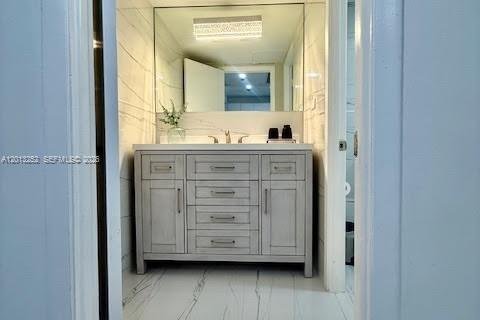 Condominio en alquiler en Miami Beach, Florida, 1 dormitorio, 70.61 m2 № 2075631 - foto 17