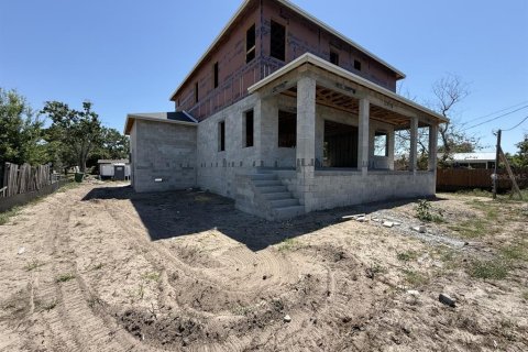 Villa ou maison à vendre à Tampa, Floride: 4 chambres, 309.09 m2 № 1909497 - photo 8