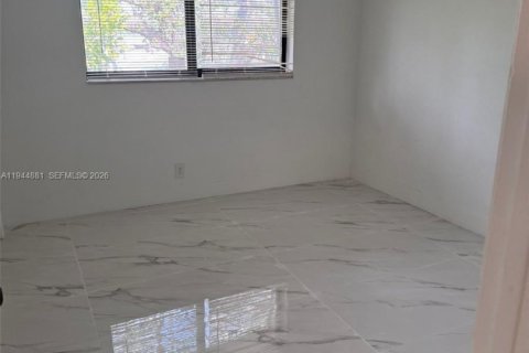 Apartment in Fort Lauderdale, Florida 2 bedrooms, 92.9 sq.m. № 2001418 - photo 11