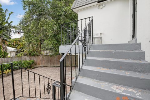 Apartamento en alquiler en Fort Lauderdale, Florida, 2 dormitorios, 92.9 m2 № 2001418 - foto 28