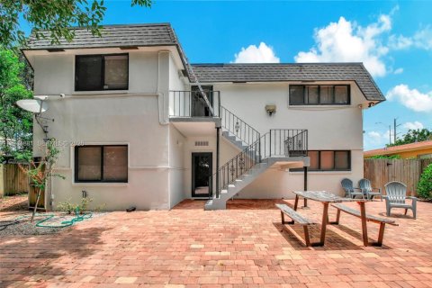 Apartment in Fort Lauderdale, Florida 2 bedrooms, 92.9 sq.m. № 2001418 - photo 14