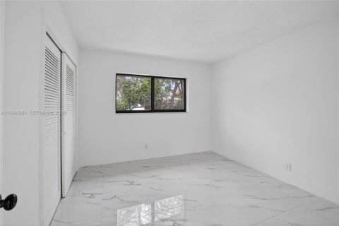 Apartamento en alquiler en Fort Lauderdale, Florida, 2 dormitorios, 92.9 m2 № 2001418 - foto 20