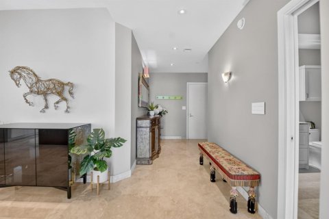 Copropriété à vendre à West Palm Beach, Floride: 2 chambres, 158.77 m2 № 2261971 - photo 19