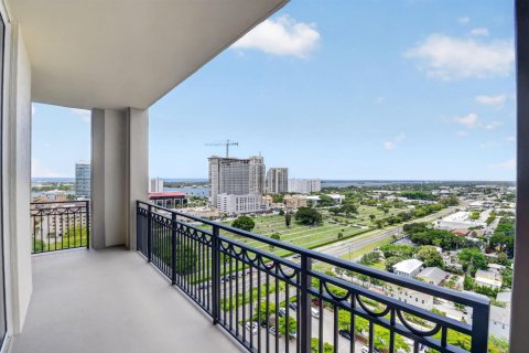 Copropriété à vendre à West Palm Beach, Floride: 2 chambres, 158.77 m2 № 2261971 - photo 16
