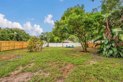 House in Lakeland, Florida 2 bedrooms, 70.51 sq.m. № 1879109 - photo 2