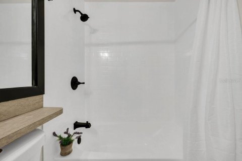House in Lakeland, Florida 2 bedrooms, 70.51 sq.m. № 1879109 - photo 14