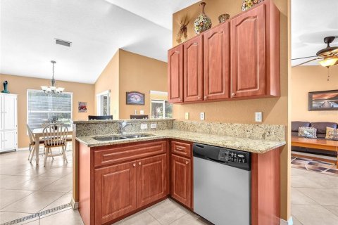 House in LaBelle, Florida 3 bedrooms, 145.58 sq.m. № 1561442 - photo 9